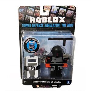 Roblox Tower Defense Simulator The Riot Figure W/Exclusive Virtual Item Jazwares